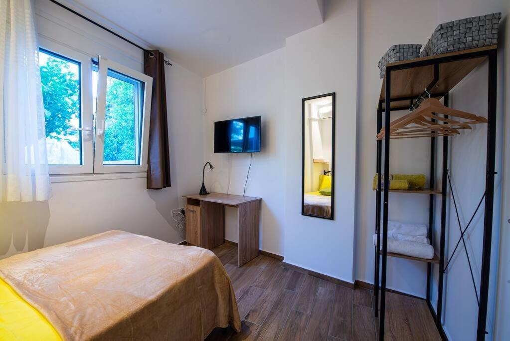 Lemon Garden Stylish Private Apartment 칼라마타 외부 사진