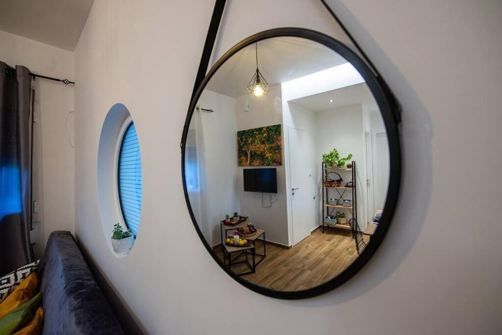 Lemon Garden Stylish Private Apartment 칼라마타 외부 사진