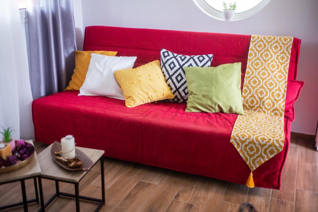 Lemon Garden Stylish Private Apartment 칼라마타 외부 사진